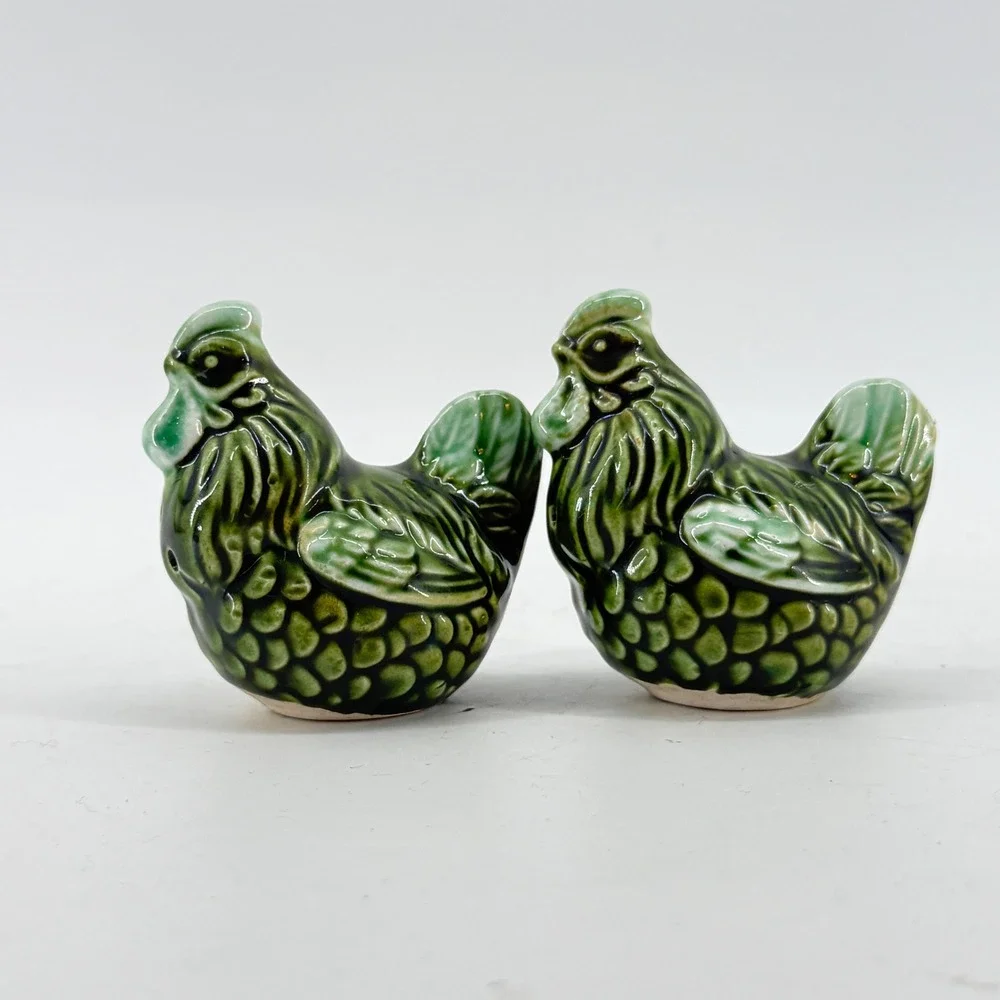 Rooster Chicken Hen Salt Pepper Shakers Green Ceramic Drip Glaze Set Intricate